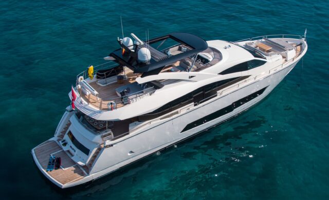 sunseeker 28 metre yacht